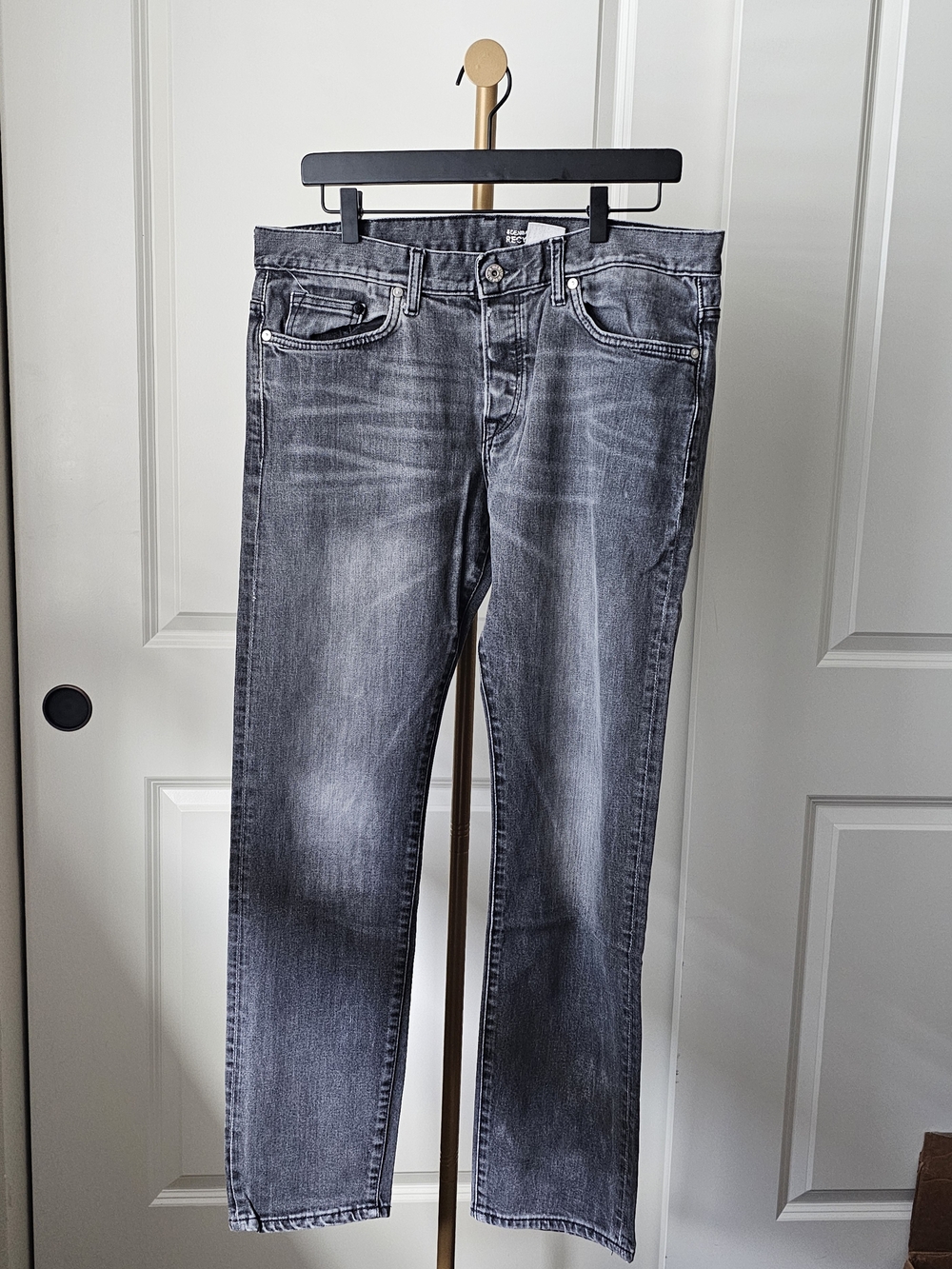 H&M Men's Gray Washed Straight-Leg Jeans